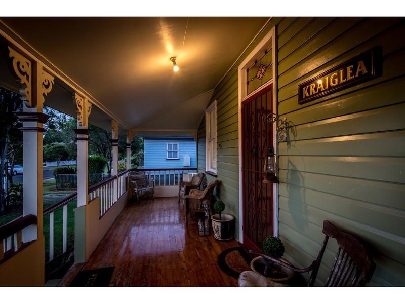 16 Northland Street, Newtown QLD 4350