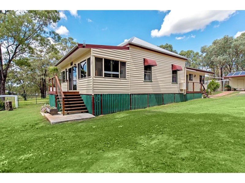 80 Golf Course Road, Goombungee QLD 4354