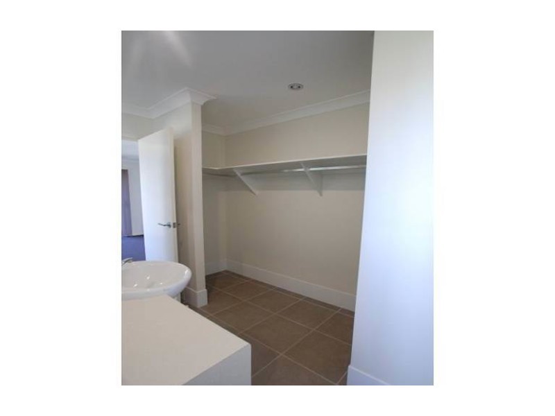 10 Heron Court, Kleinton QLD 4352