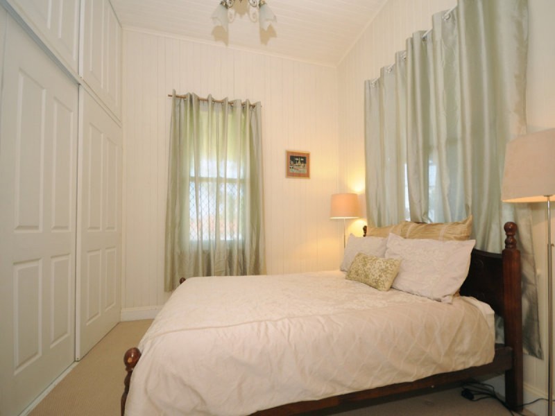 62 Hume Street, North Toowoomba QLD 4350