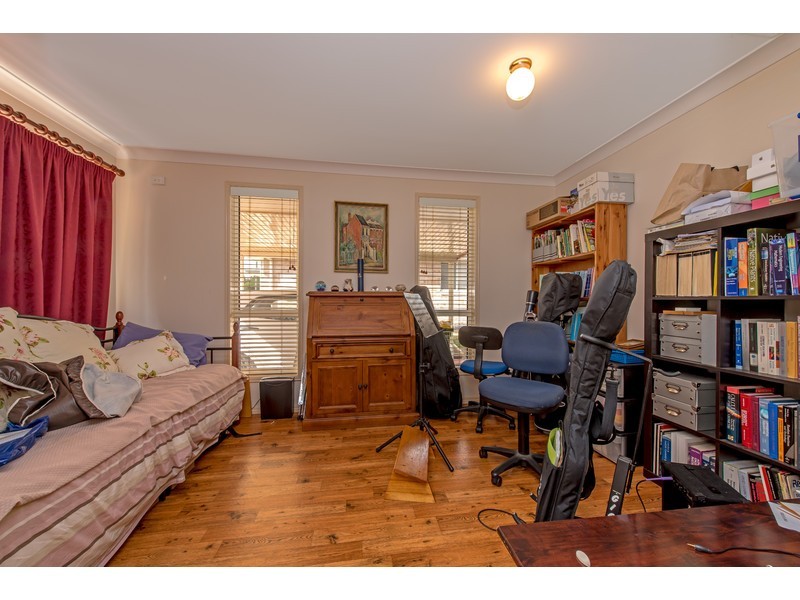 10 Sinclair Street, Wyreema QLD 4352