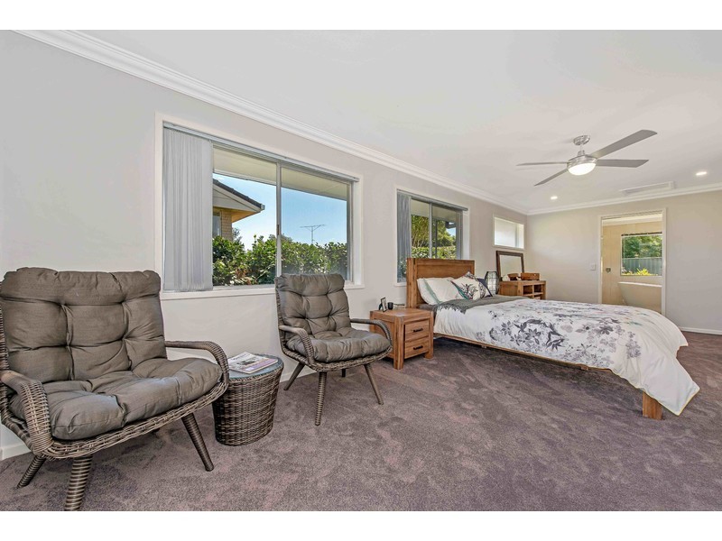 17 Tracey Street, Rangeville QLD 4350