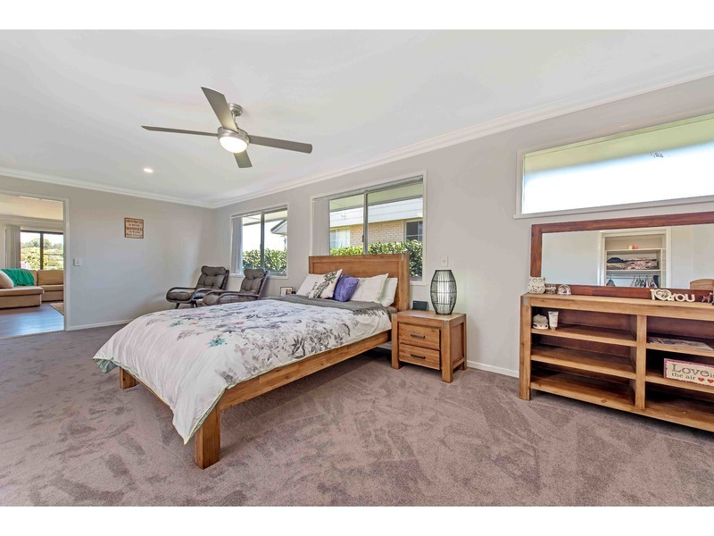 17 Tracey Street, Rangeville QLD 4350