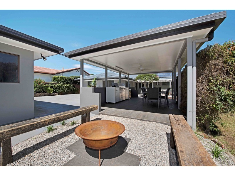 17 Tracey Street, Rangeville QLD 4350