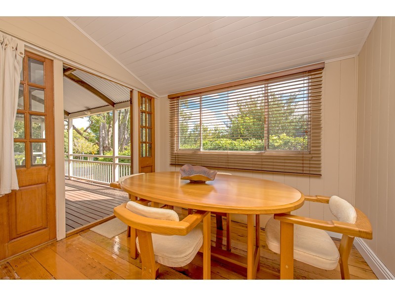 101 Bridge Street, Mount Lofty QLD 4350