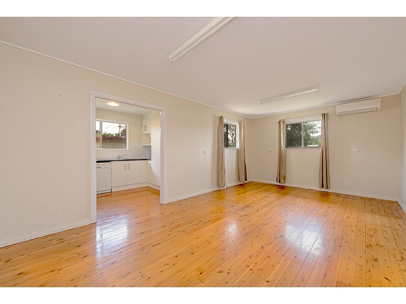 1 Queen Street, Kingsthorpe QLD 4400