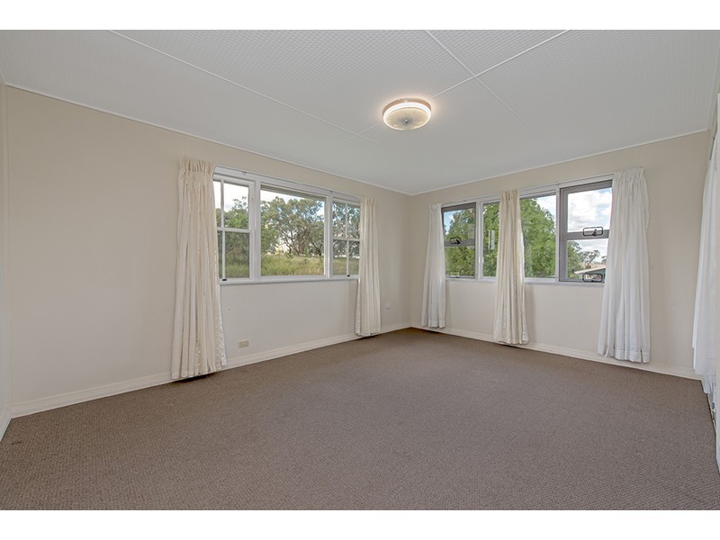 1 Queen Street, Kingsthorpe QLD 4400