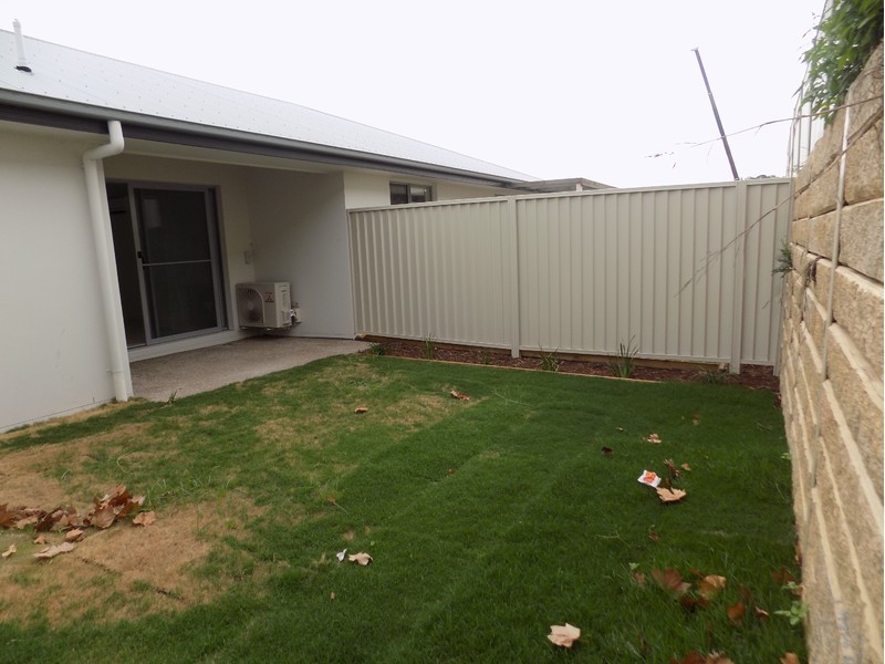 1/35 Cinnamon Drive, Glenvale QLD 4350