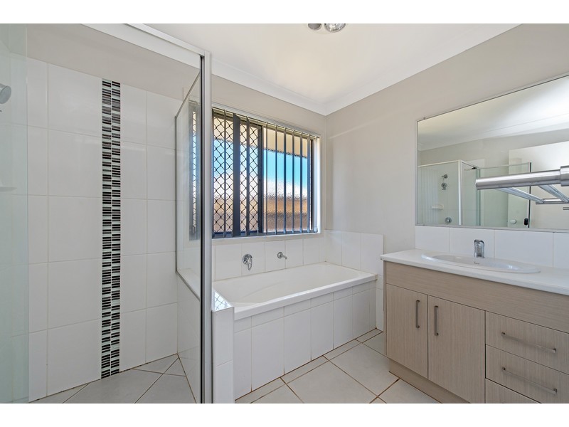 3 Devoran Street, Kleinton QLD 4352