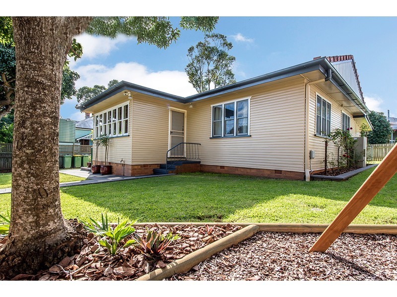 15 Queen Street, East Toowoomba QLD 4350