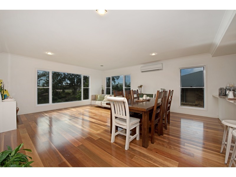 24 Camborne Street, Kleinton QLD 4352