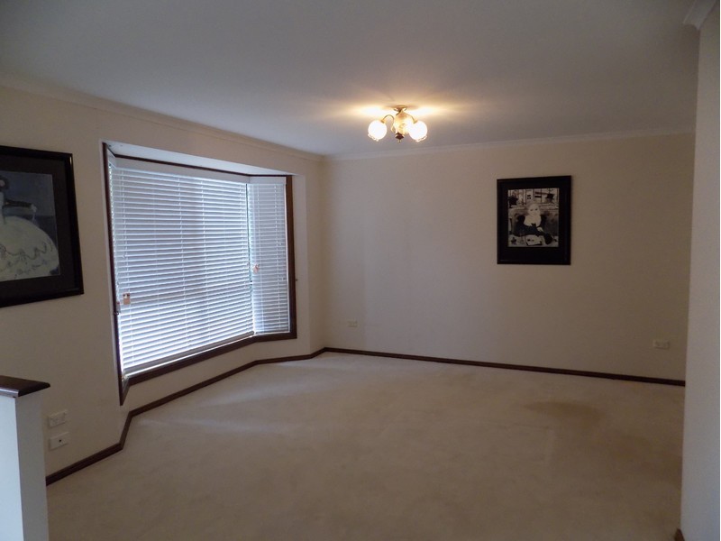 18 Mabel Street, Harlaxton QLD 4350