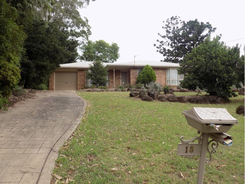 18 Mabel Street, Harlaxton QLD 4350