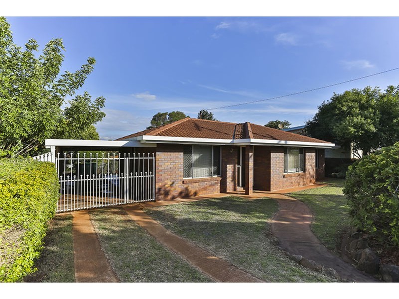 48 Miranda Drive, Wilsonton Heights QLD 4350