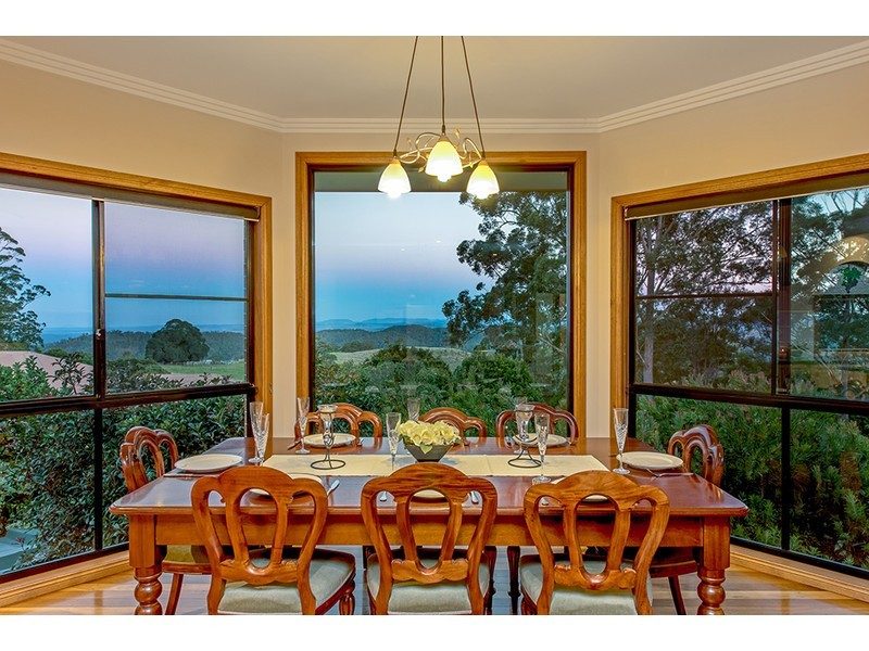 127 Reis Road, Highfields QLD 4352