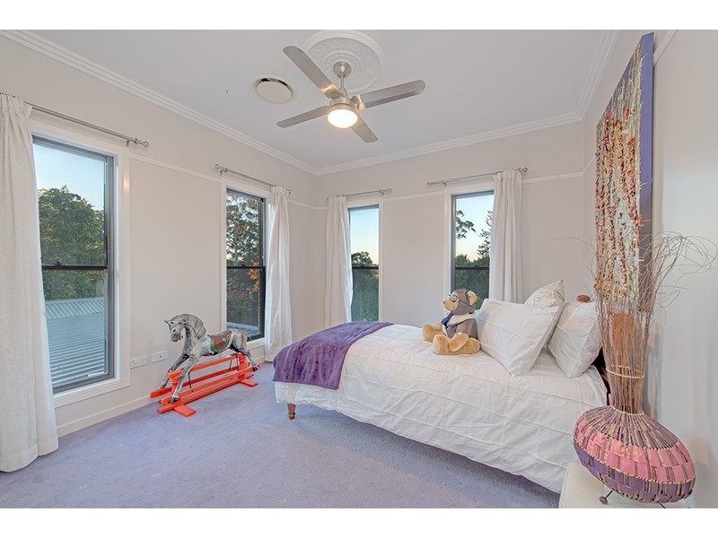 127 Reis Road, Highfields QLD 4352