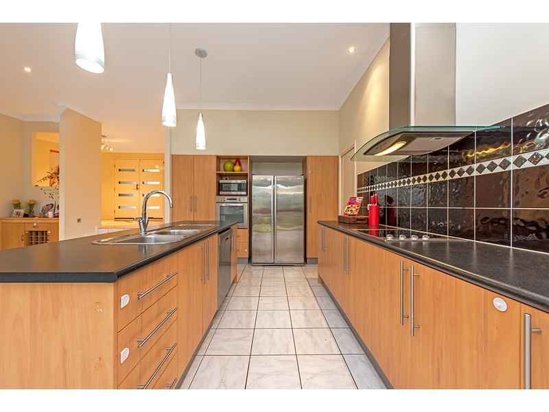 17-19 Sovereign Street, Karalee QLD 4306