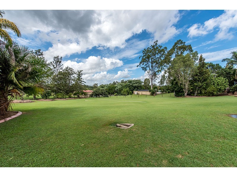 17-19 Sovereign Street, Karalee QLD 4306