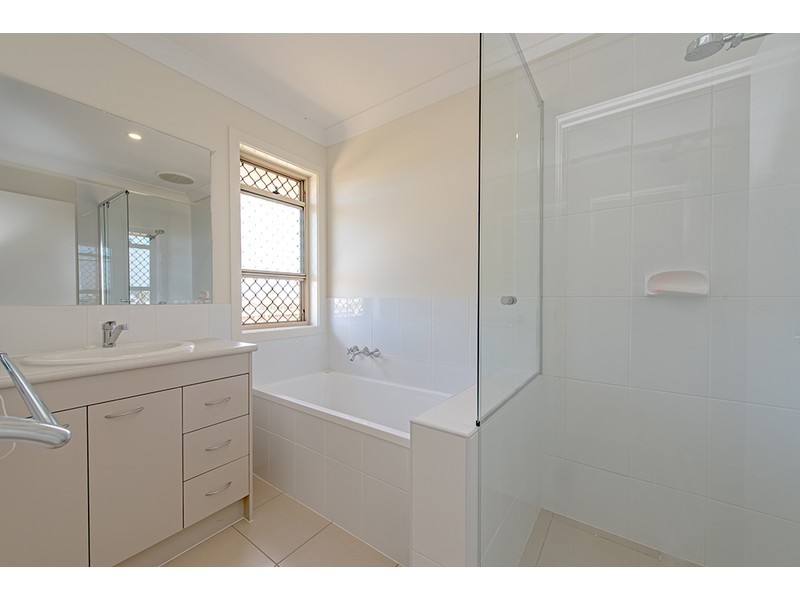 25 McIntosh Street, Westbrook QLD 4350