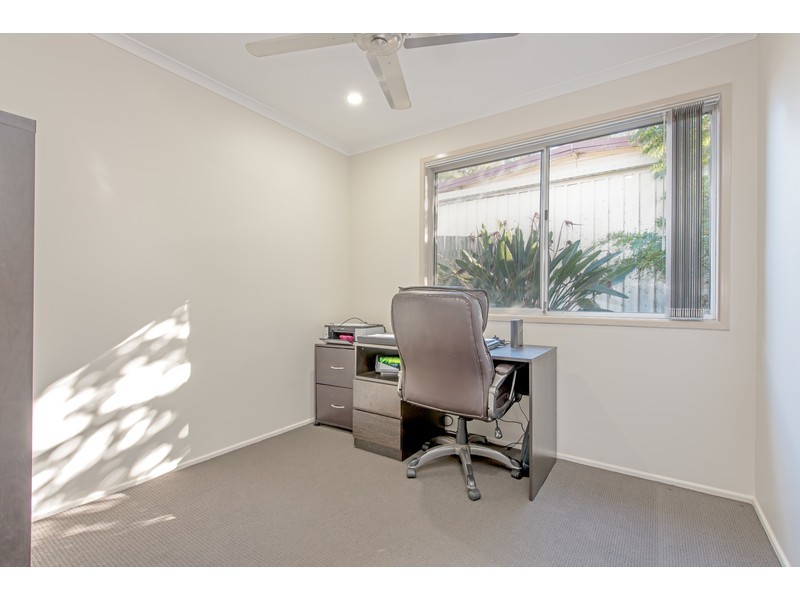 6 Miranda Drive, Wilsonton Heights QLD 4350