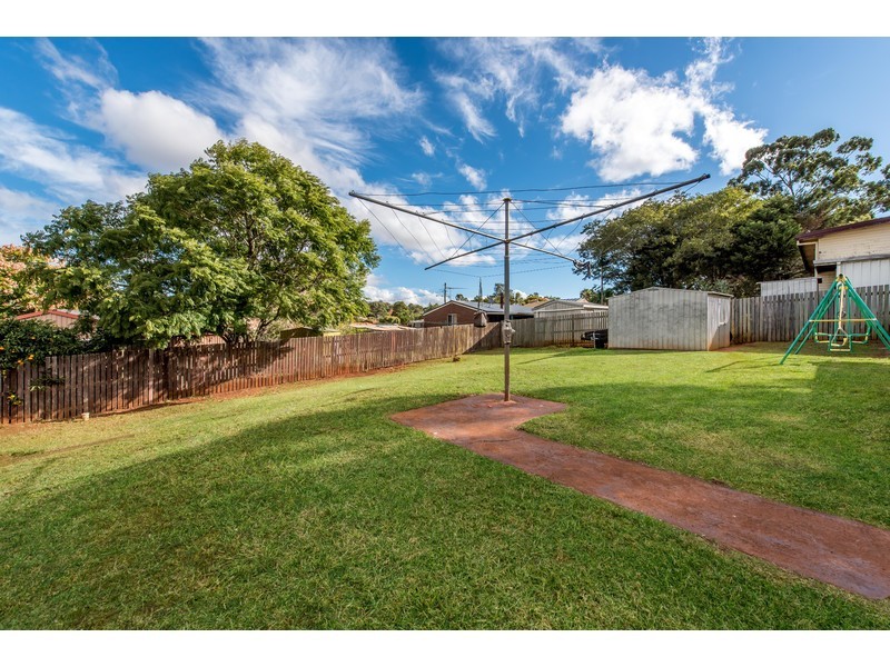 6 Miranda Drive, Wilsonton Heights QLD 4350
