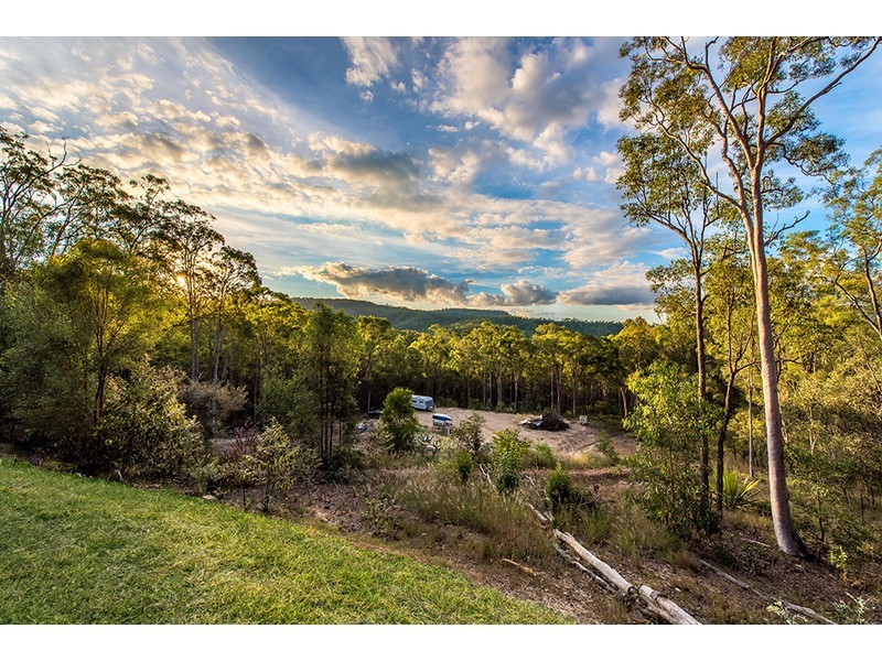 916 Blanchview Road, Silver Ridge QLD 4352