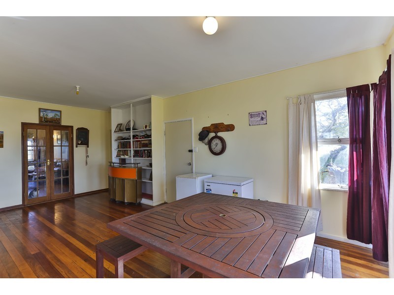 39 King Street, Goombungee QLD 4354