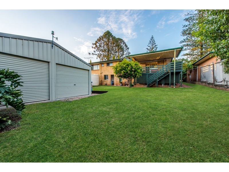 8 Geoffrey Street, Mount Lofty QLD 4350