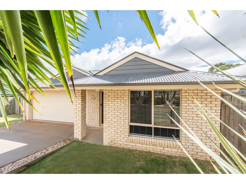 35 Sunset Drive, Glenvale QLD 4350