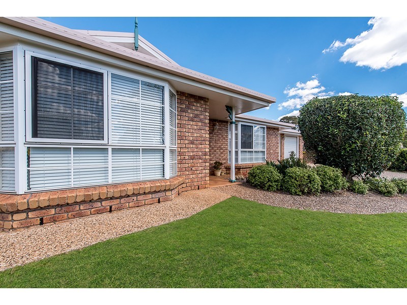 12 Connole Court, Kearneys Spring QLD 4350