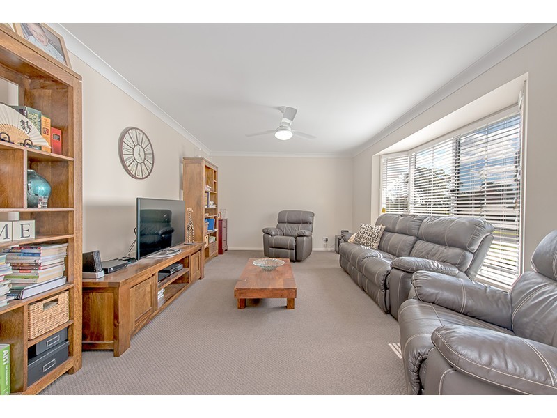 12 Connole Court, Kearneys Spring QLD 4350