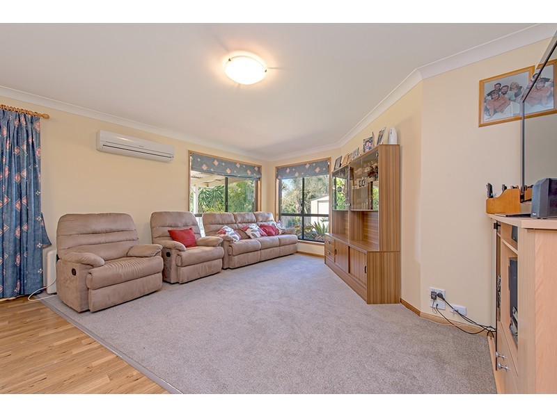 6 Amy Court, Westbrook QLD 4350