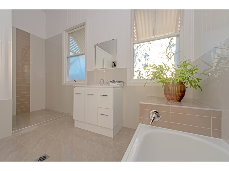 70a Bridge Sreet, East Toowoomba QLD 4350