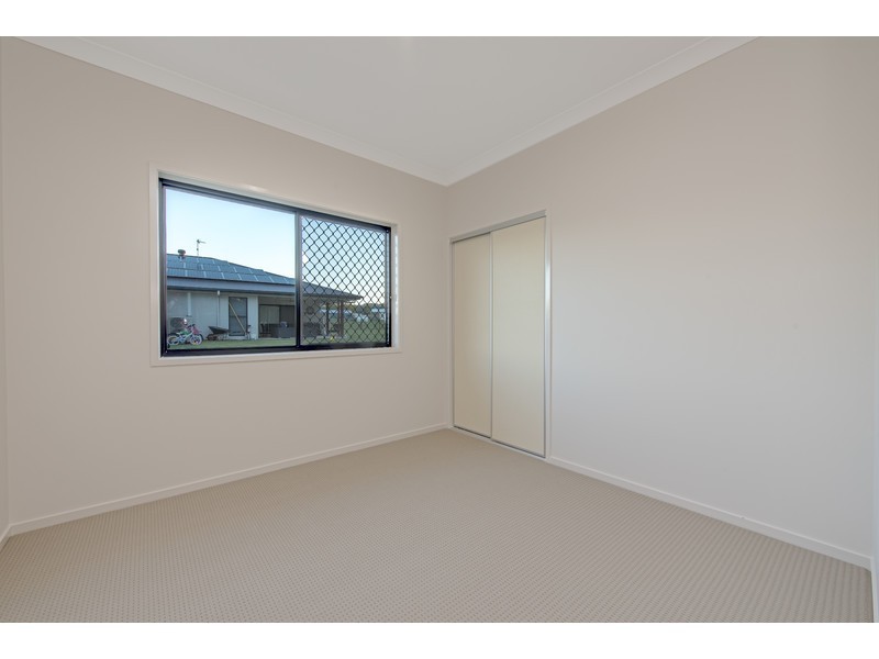17 Kimdonn Drive, Withcott QLD 4352