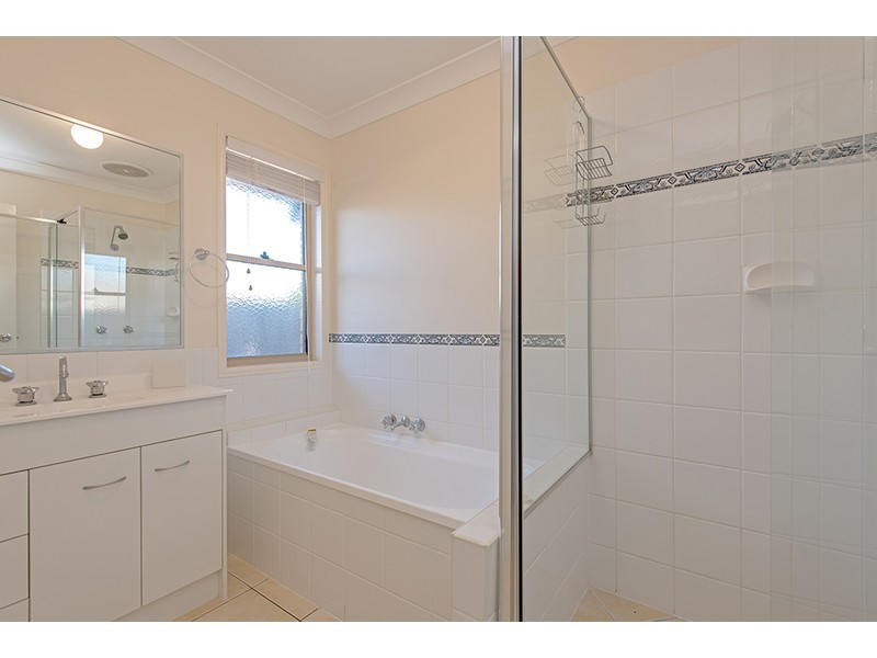 1 Harrison Court, Darling Heights QLD 4350