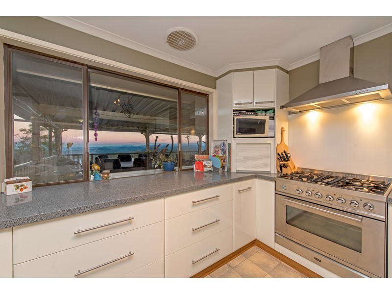 9 Katoomba Crescent, Prince Henry Heights QLD 4350