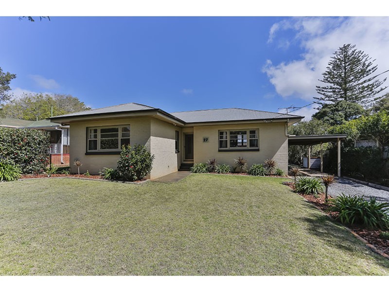 27 Leichhardt Street, Centenary Heights QLD 4350