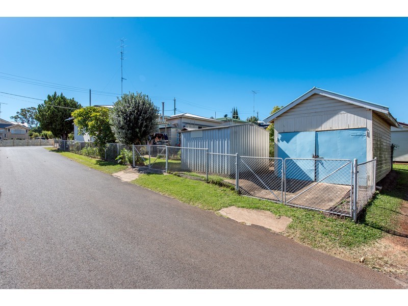 120 Jellicoe Street, North Toowoomba QLD 4350