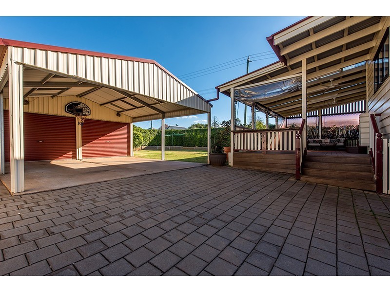 44 Cumming Street, North Toowoomba QLD 4350