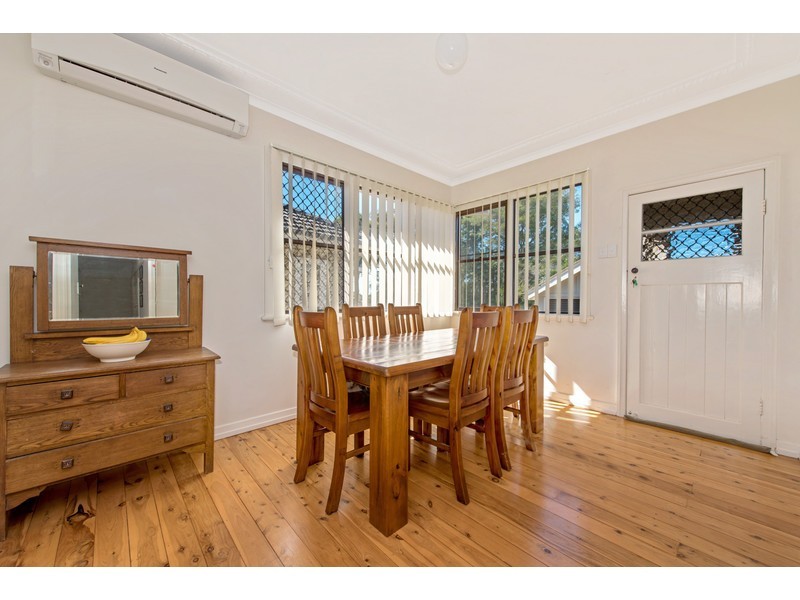 10 Rosina Street, Newtown QLD 4350
