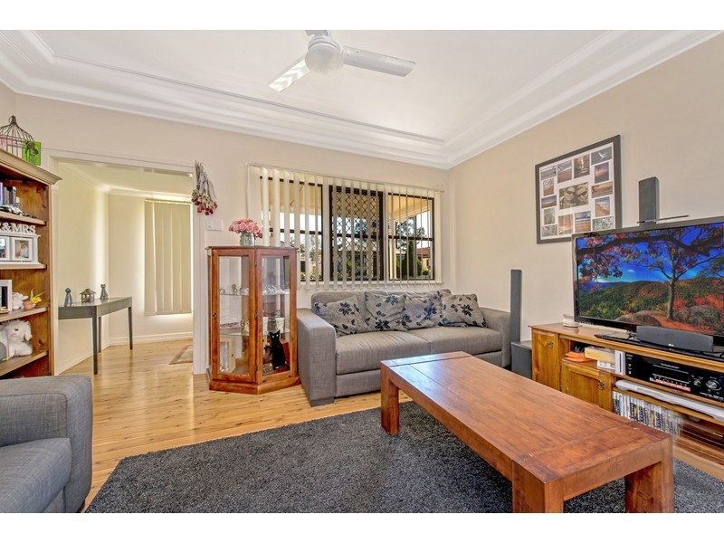 10 Rosina Street, Newtown QLD 4350