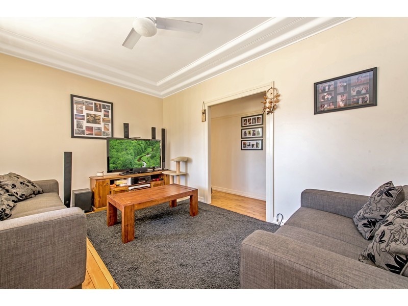 10 Rosina Street, Newtown QLD 4350