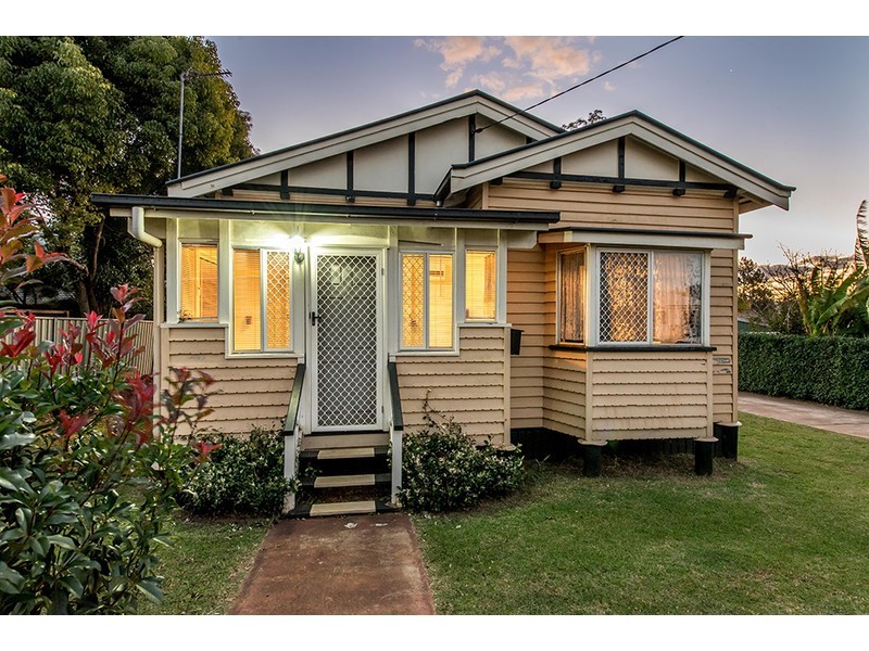 1 Allom Street, South Toowoomba QLD 4350