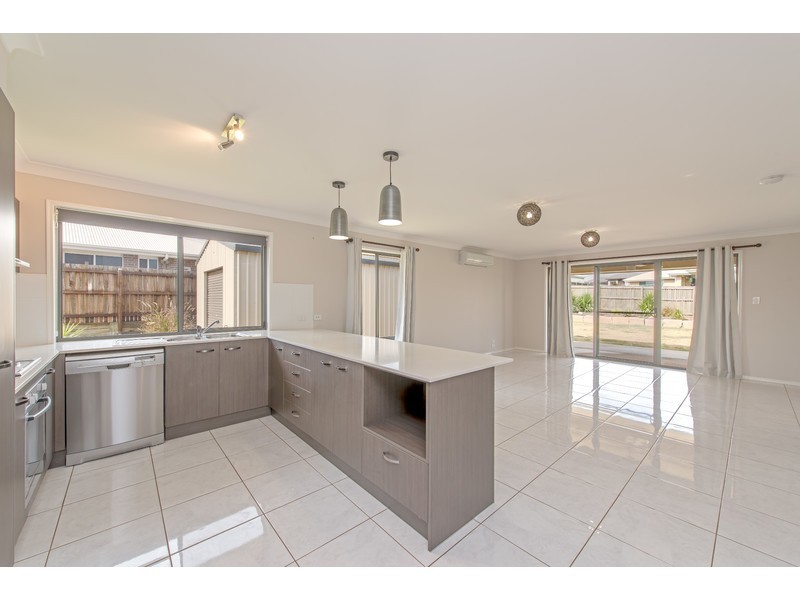 7 Heron Court, Kleinton QLD 4352
