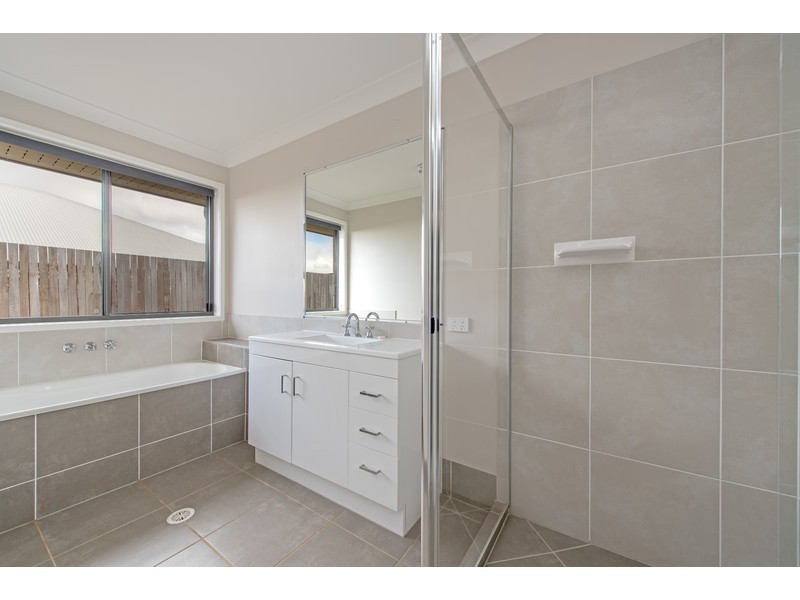 7 Heron Court, Kleinton QLD 4352