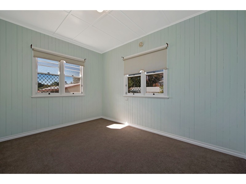 15a Buckland Street, Harristown QLD 4350