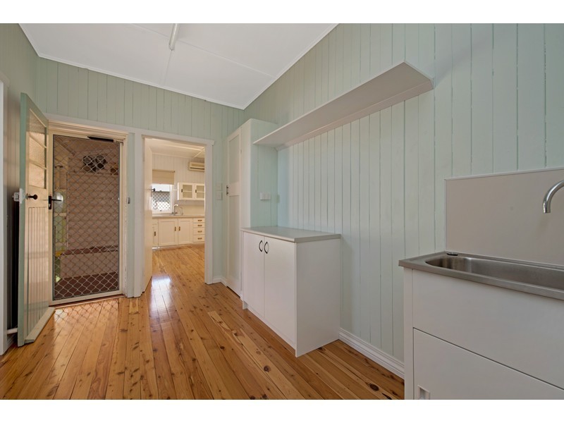 15a Buckland Street, Harristown QLD 4350