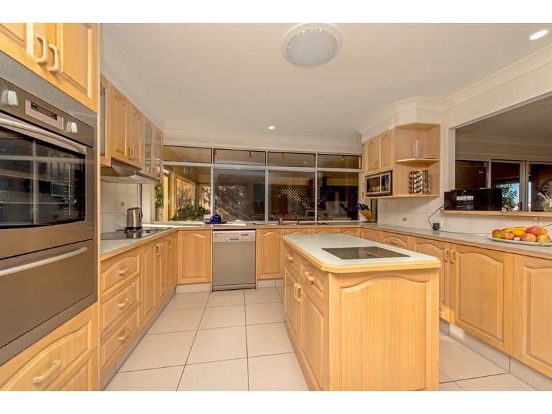 7 Fern Drive, Kearneys Spring QLD 4350