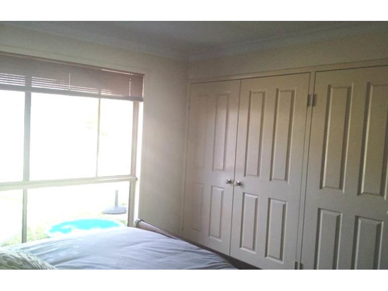 1 Comet Close, Glenvale QLD 4350