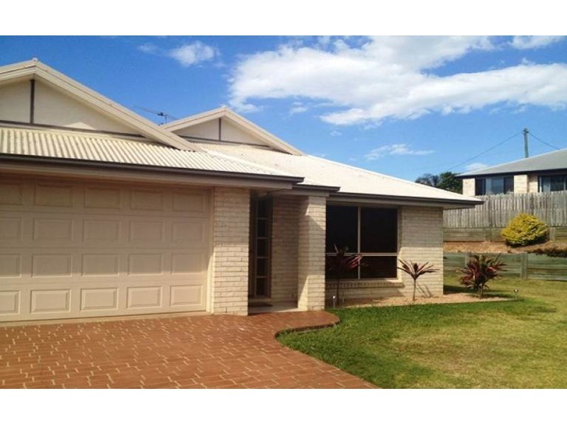 1 Comet Close, Glenvale QLD 4350